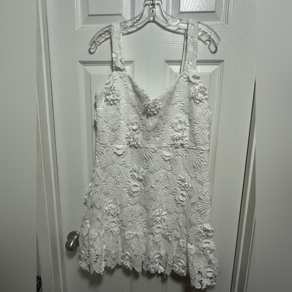 Beautiful white lace floral detail dress